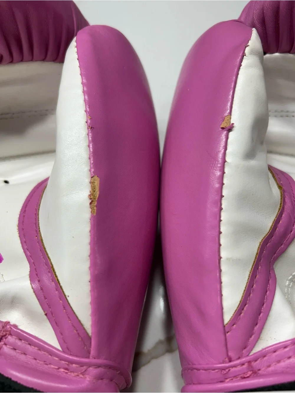 9Round Pink Boxing Gloves